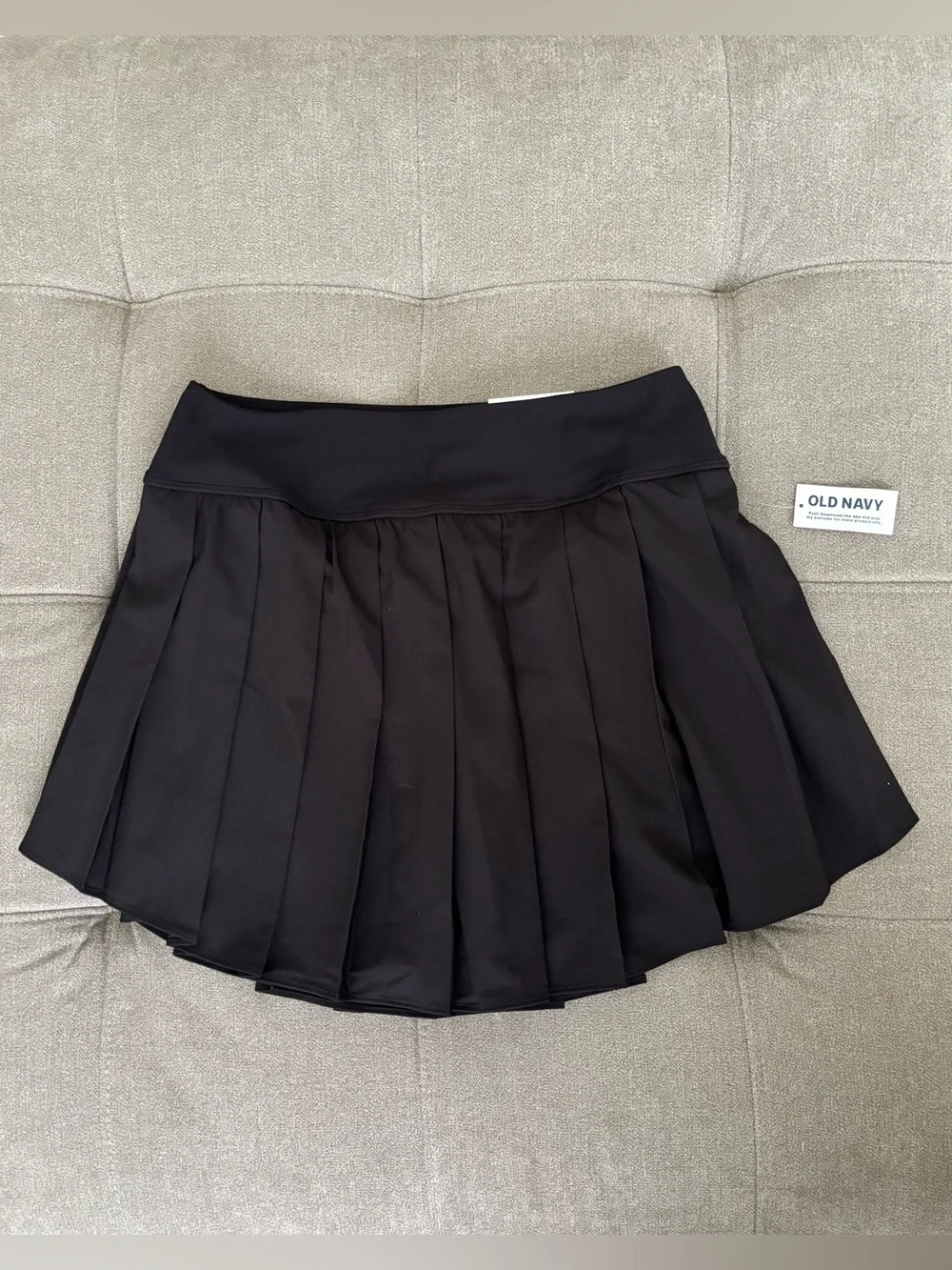 Old Navy Women’s Pleated Active Mini Skirt
